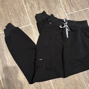 FIGS Jogger Scrub Pants